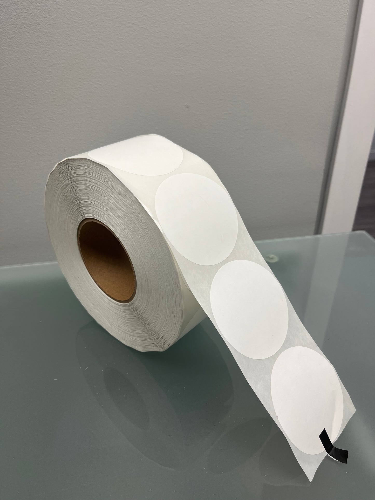 Étiquettes 2" ronde blanches (2 000 étiquettes) - SKU#20200